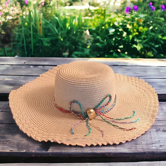 Straw Sun Beach Hat - Picture 1 of 7